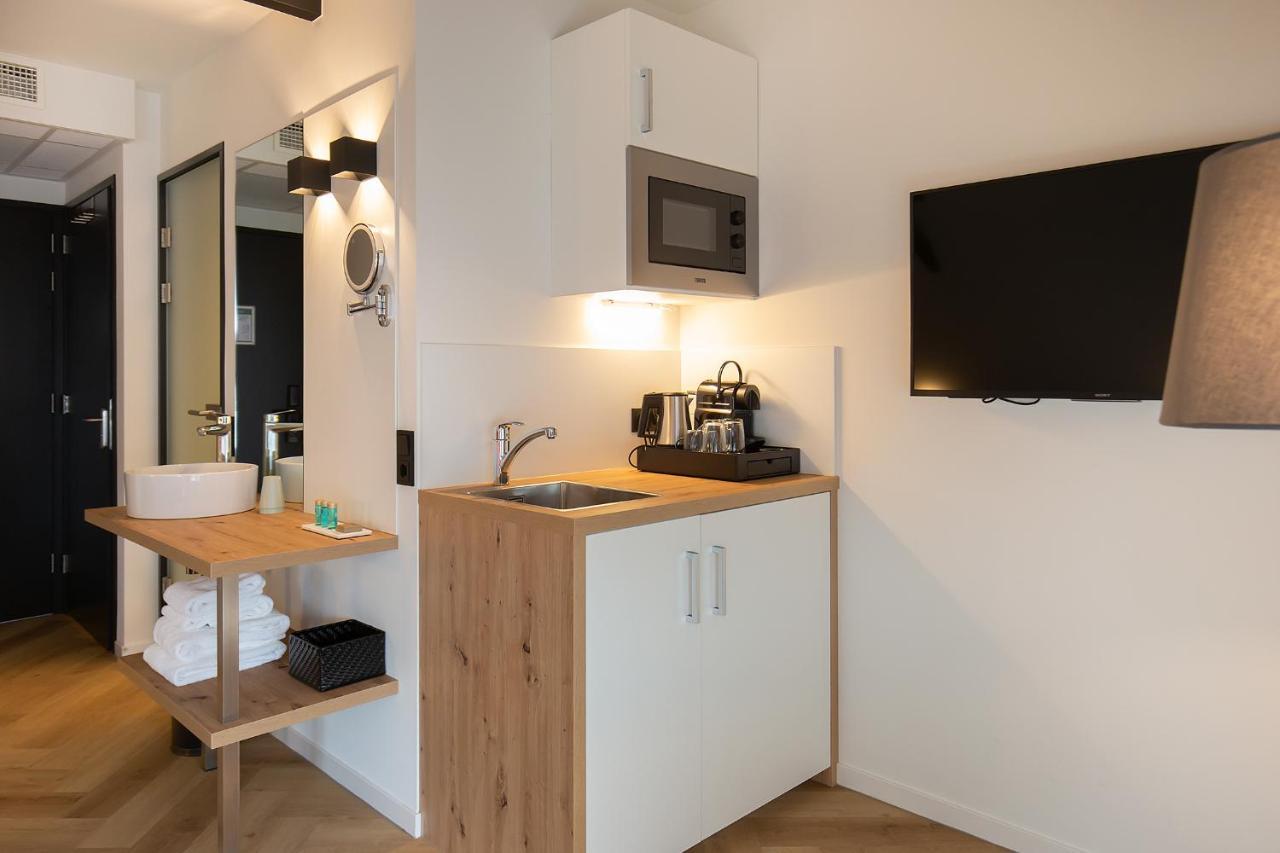 Snoozz Hotels Bolsward Boutique Hotel Zonder Receptie Met Digitale Sleutel Экстерьер фото